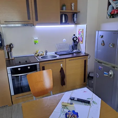 Apartament Demokratsia