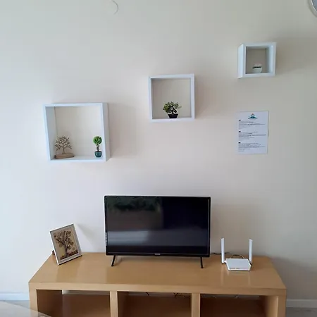 Apartament Demokratsia Burgas City