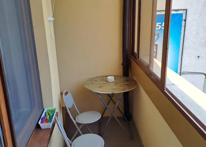 Demokratsia Apartman